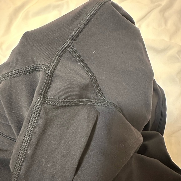 Lululemon run tights size 8 - Picture 3 of 7